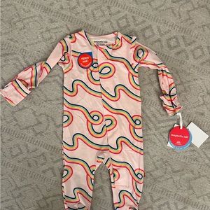 NWT Magnetic Me Taffy Modal Magnetic Footie